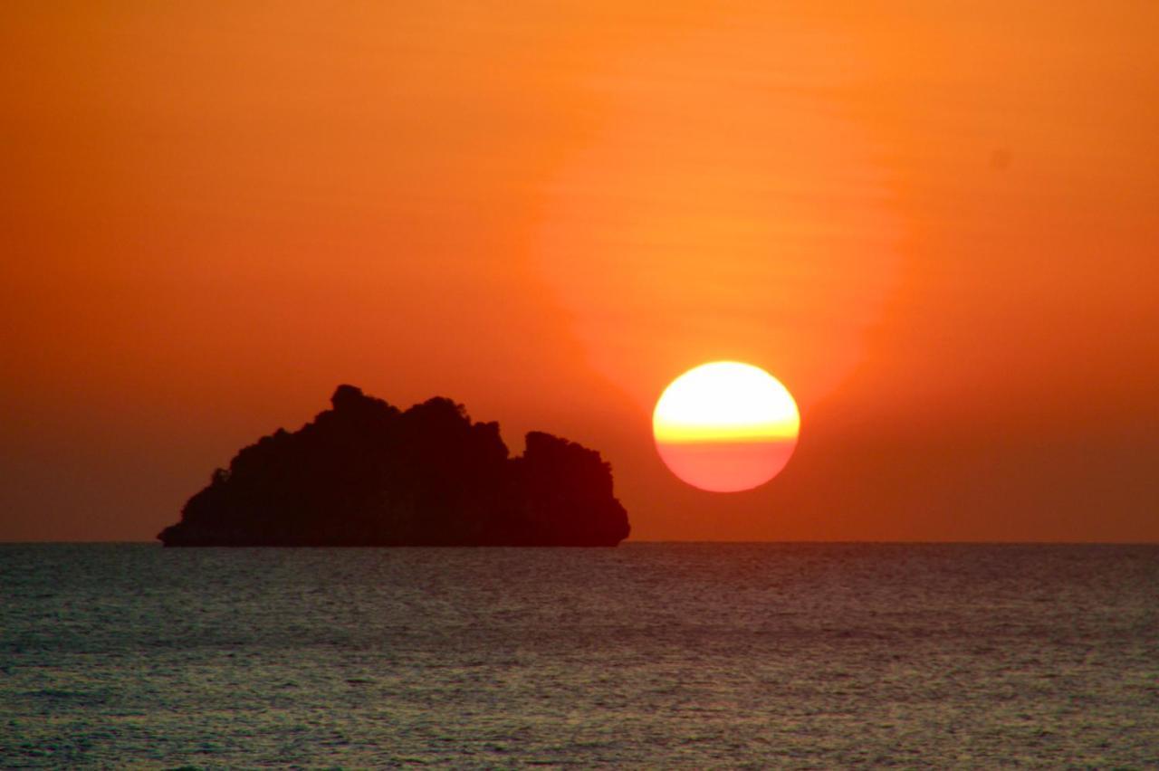Sibaja Palms Sunset Beach Luxury Villa Taling Ngam Beach Kültér fotó