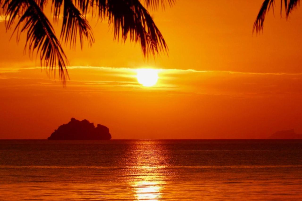 Sibaja Palms Sunset Beach Luxury Villa Taling Ngam Beach Kültér fotó